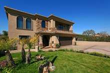 Front_of_house_cropped_2x