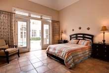 Private Guest Casita with Full Bath