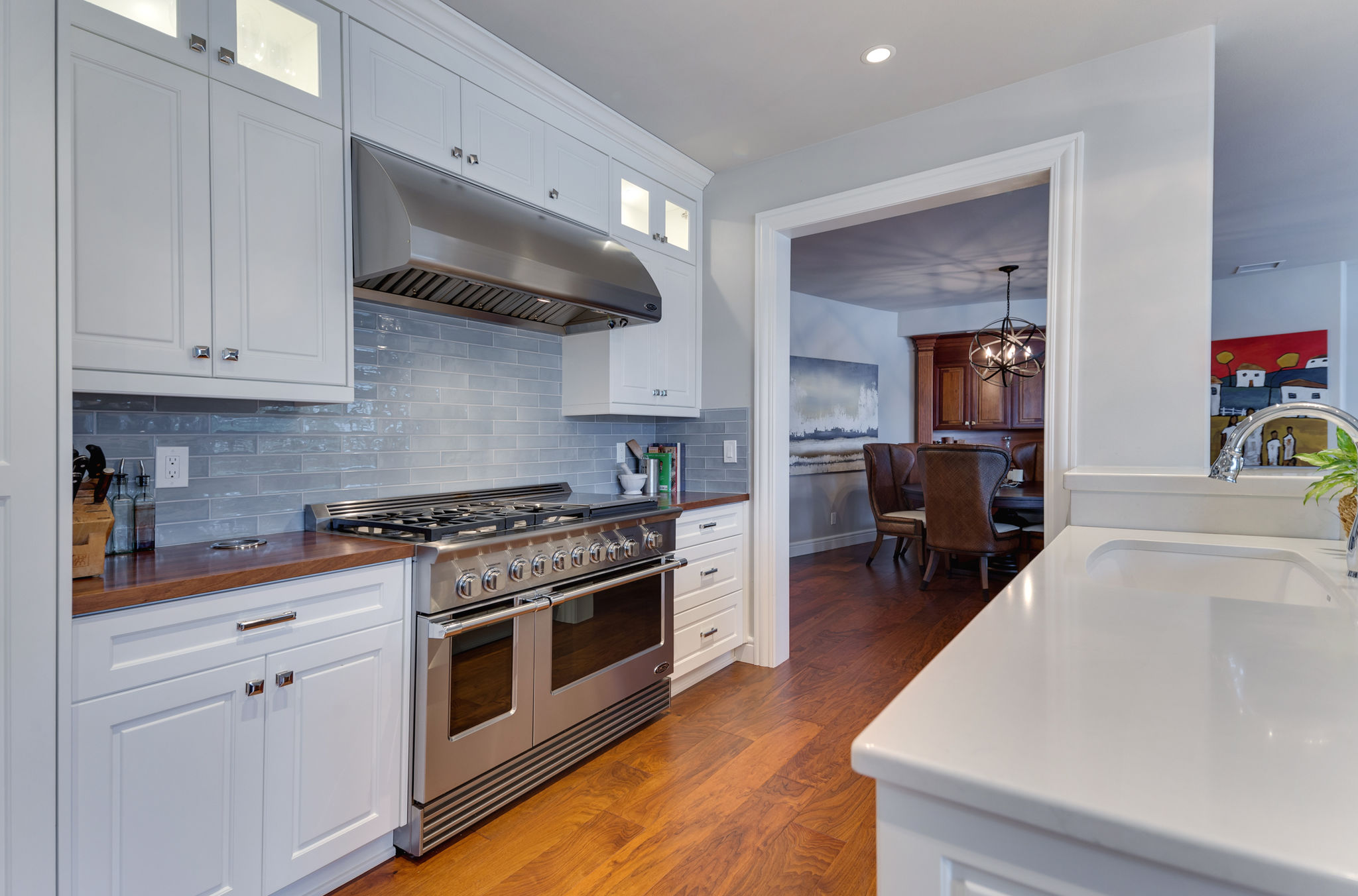 2896 Lakeview Blvd Lake Oswego Oregon By Joelle Lewis